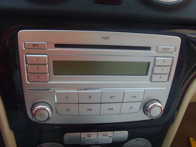 ia_37100000015.jpg